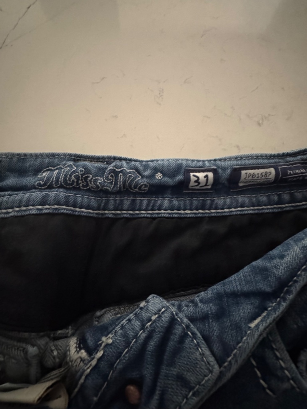 Miss Me Capri Jeans Size 31 - Picture 10 of 10